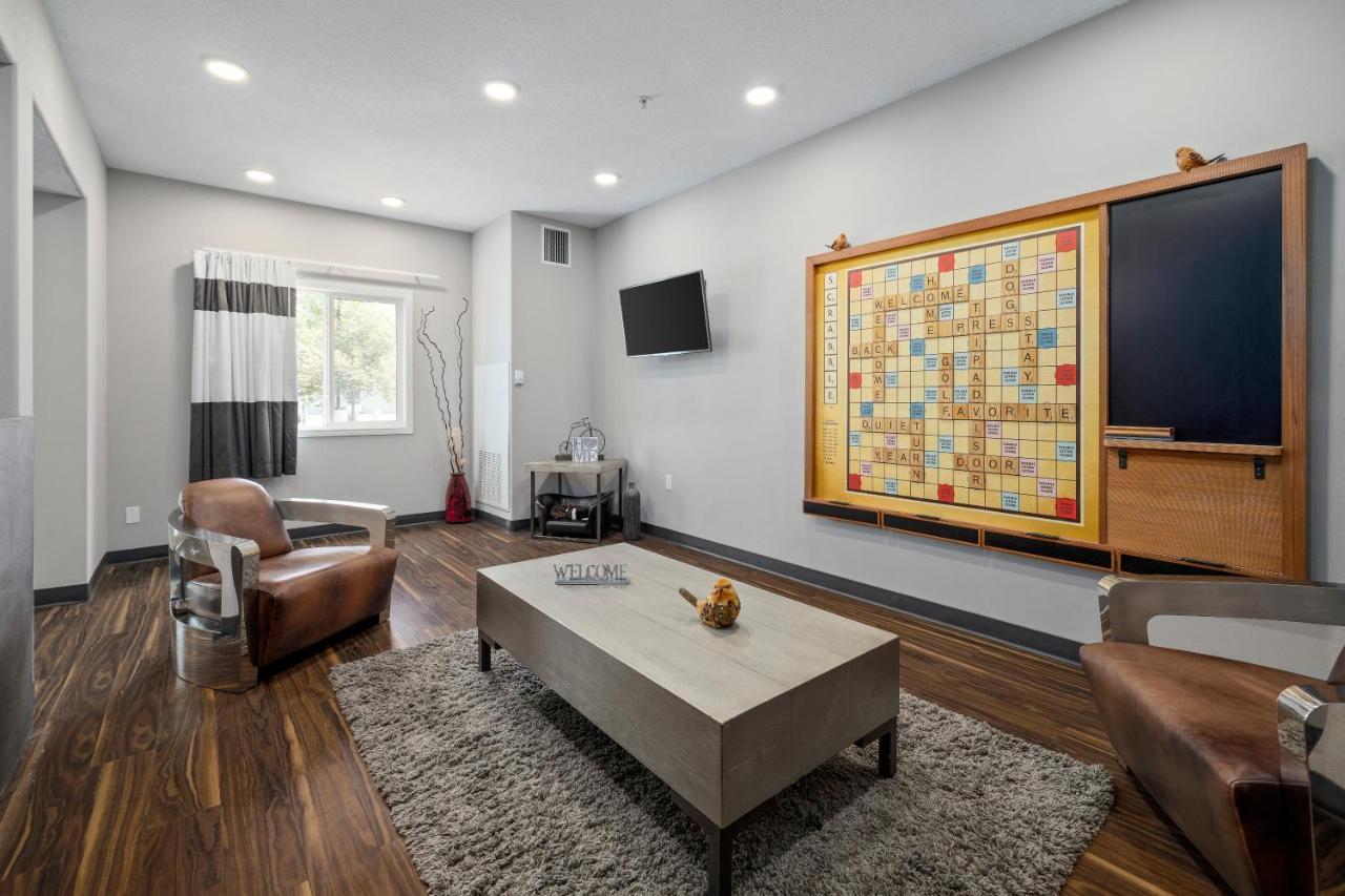 Home Inn Medicine Hat Dış mekan fotoğraf