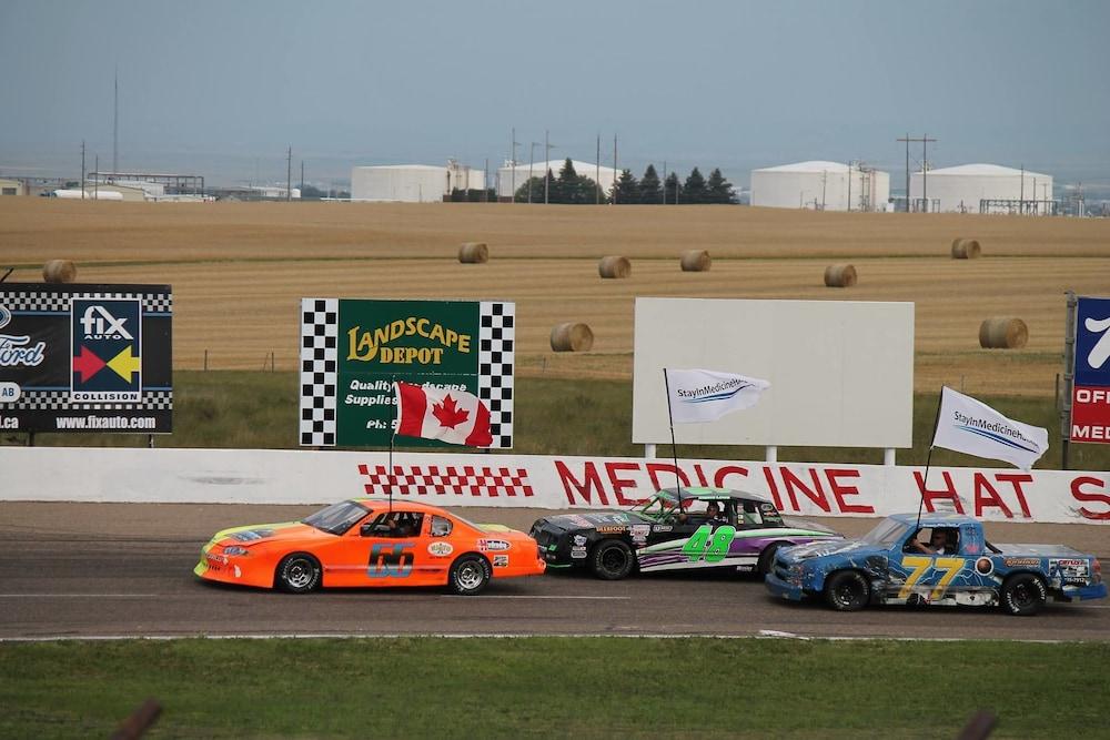 Home Inn Medicine Hat Dış mekan fotoğraf